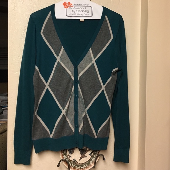 Cute and comfy Argyle Cardigan