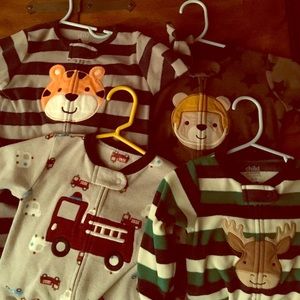 Carters winter fleece sleepers 6-9 months