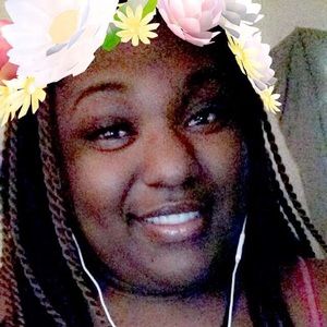 Meet your Posher, Shemika