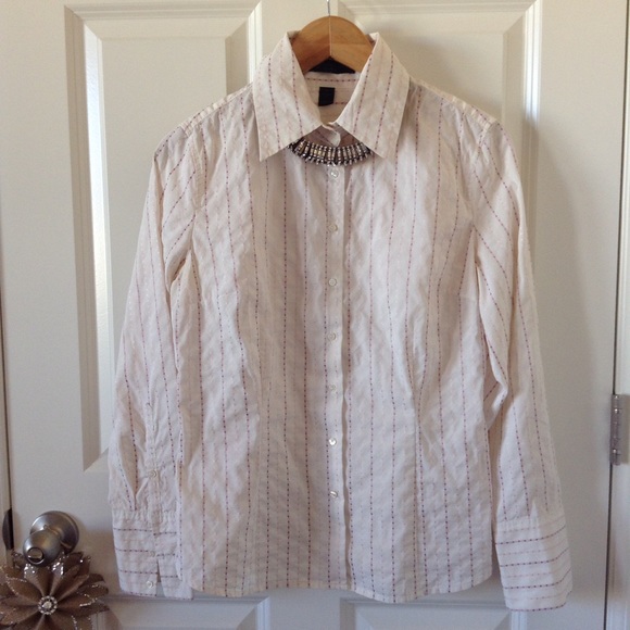 🎉🎉🎉HP🍾🍾🍾Cute Button-Up - Picture 2 of 3