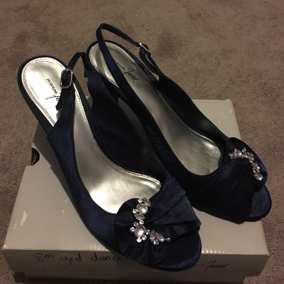 Formal navy 3 inch heels:)