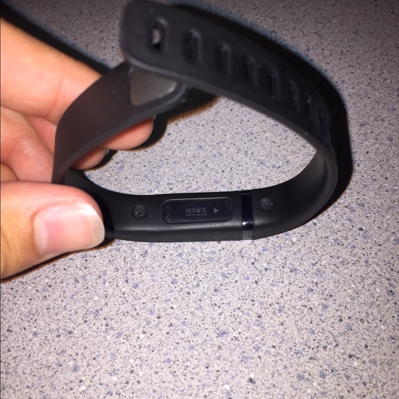 FitBit Flex - Picture 3 of 3