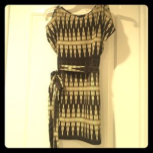 Banana Republic cut out sleeve top