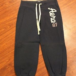 Aeropostale Capri's