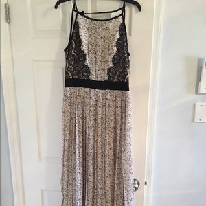 Maxi dress with lace and butterflies. Sz 6