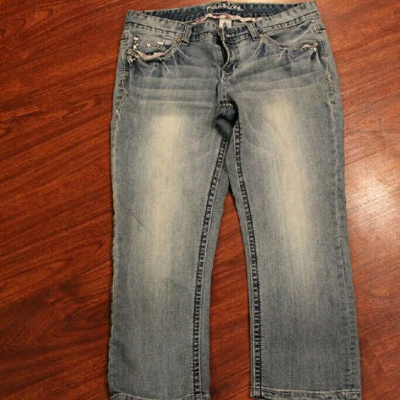 Maurice's Capri's