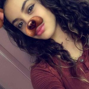 Meet your Posher, Daniella