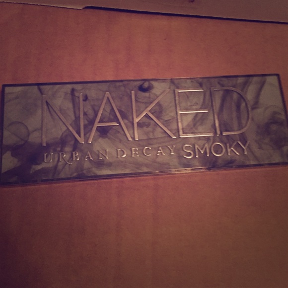 Naked Smoky Palette