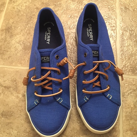 Blue Sperry Topsider