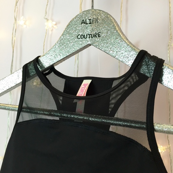 Vs Pink Mesh Ultimate Sports Bra - Picture 2 of 4