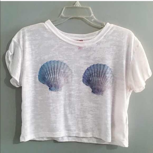 Seashell bra crop top