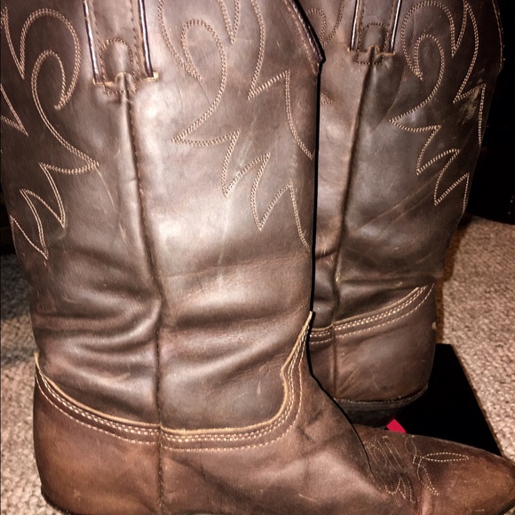 Shoes - Picture 3 of 3