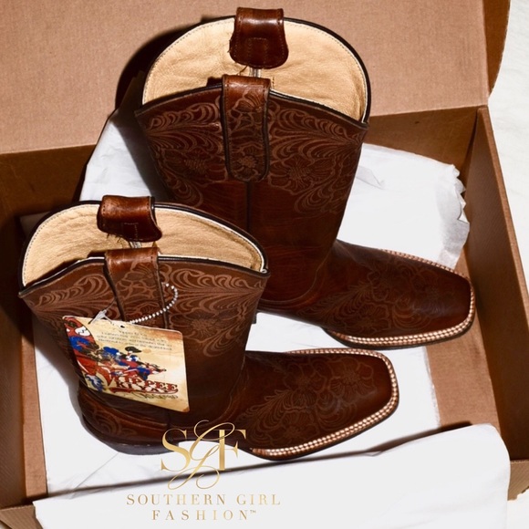 Sold out - Picture 2 of 4