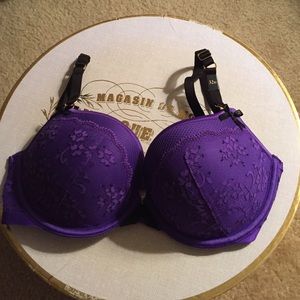 Victoria's Secret Very Sexy Padded Demi Push-up