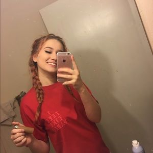 Meet your Posher, Courtney