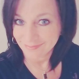 Meet your Posher, Traci