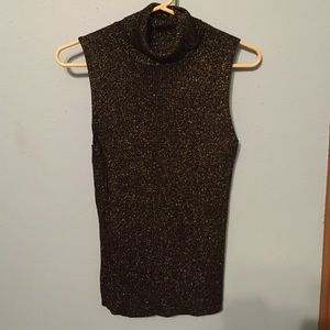 🎁 Black & Gold Turtleneck 🎁