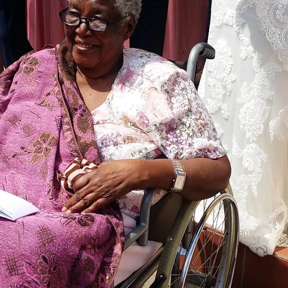 Meet your Posher, Anita