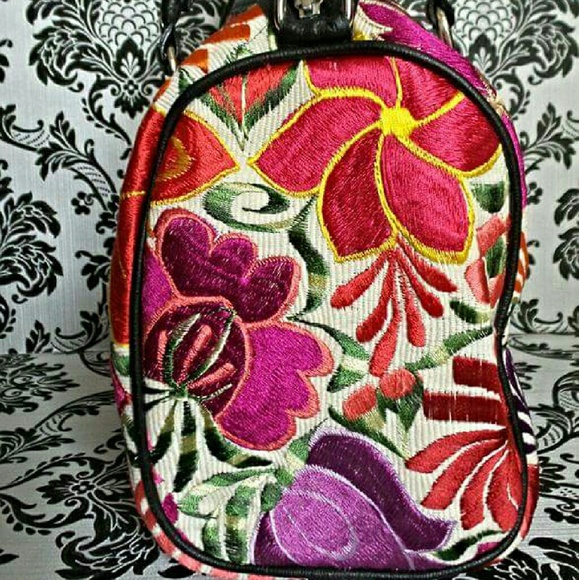 "LEK" HandBag - Picture 2 of 4