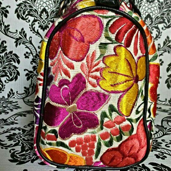 "LEK" HandBag - Picture 3 of 4