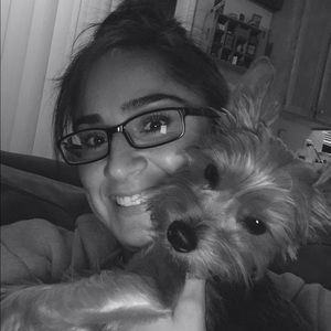 Meet your Posher, Manuela