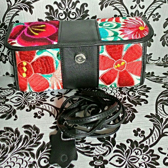 "CLUTCH" with removable strap - Picture 2 of 4