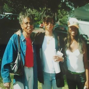 Meet your Posher, Pamela