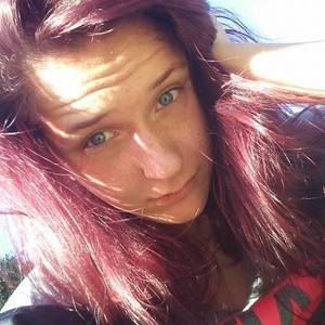 Meet your Posher, Brittni