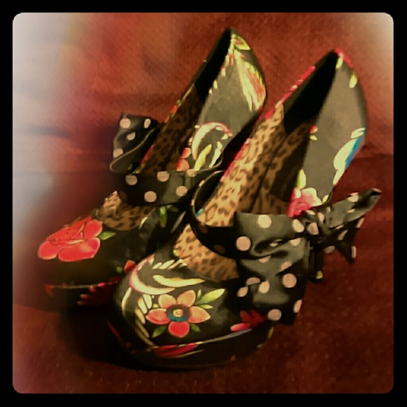 !Everything Must Go Super Sale!*must bundle*