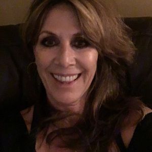 Meet your Posher, Loretta