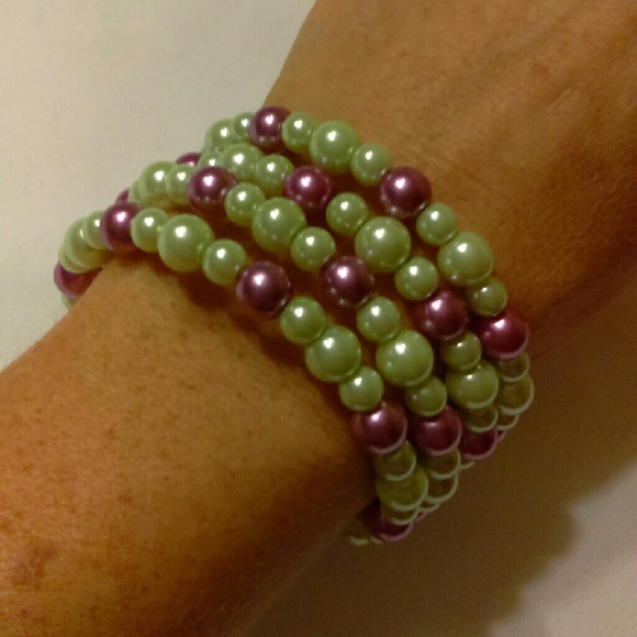 Handmade Memory Wire Bracelet Green/Purple - Picture 3 of 4
