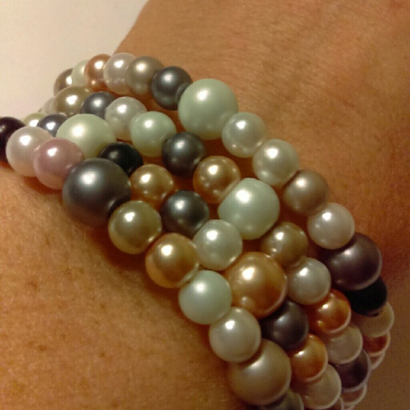 Handmade Memory Wire Bracelet - Picture 4 of 4