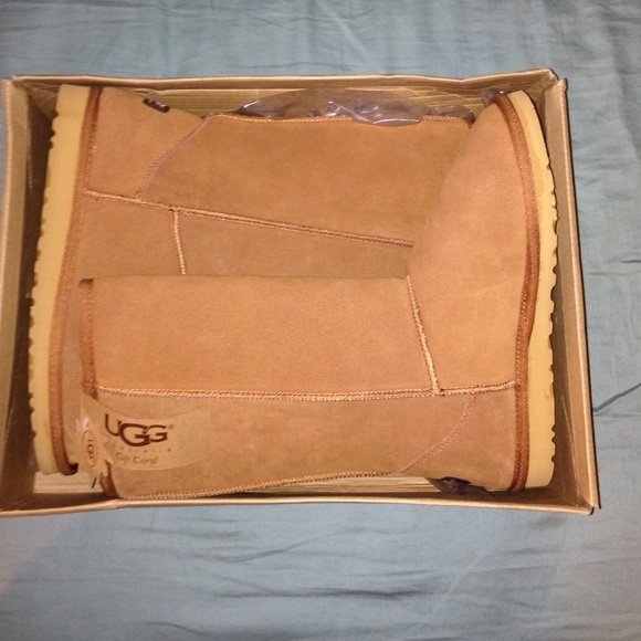 Off brand UGG boots NEVER WORN