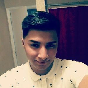 Meet your Posher, Johnathan