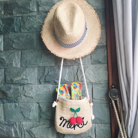 Fresh cherry bag - Picture 2 of 3