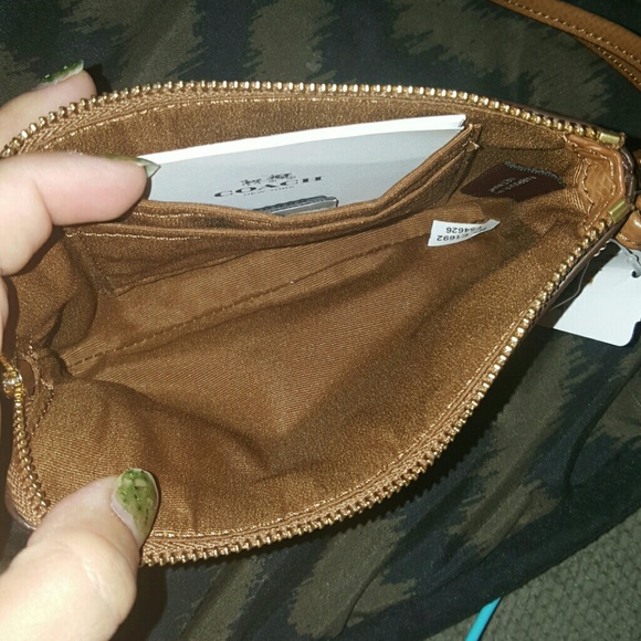 Coach Wristlet - Picture 4 of 4