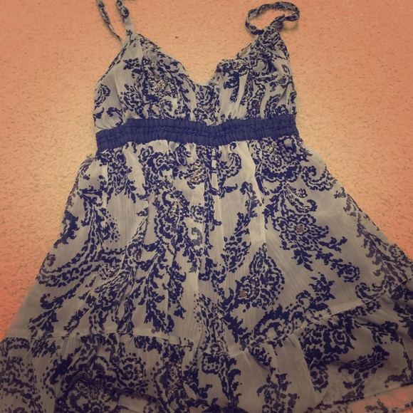 Abercrombie cami top beads w/ details