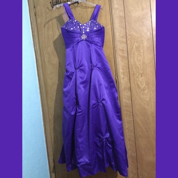 Beautiful purple prom dress