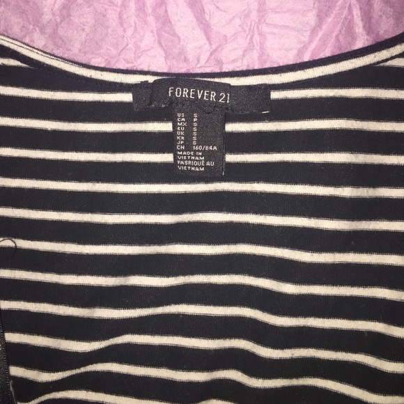 FOREVER 21💕 - Picture 2 of 4