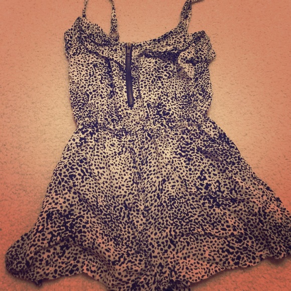 Black and white leopard print jumper/ romper