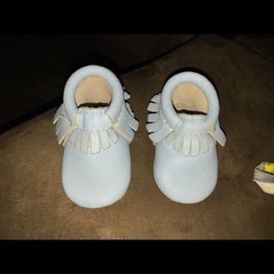 Freshly Picked Crib Mocs size 0