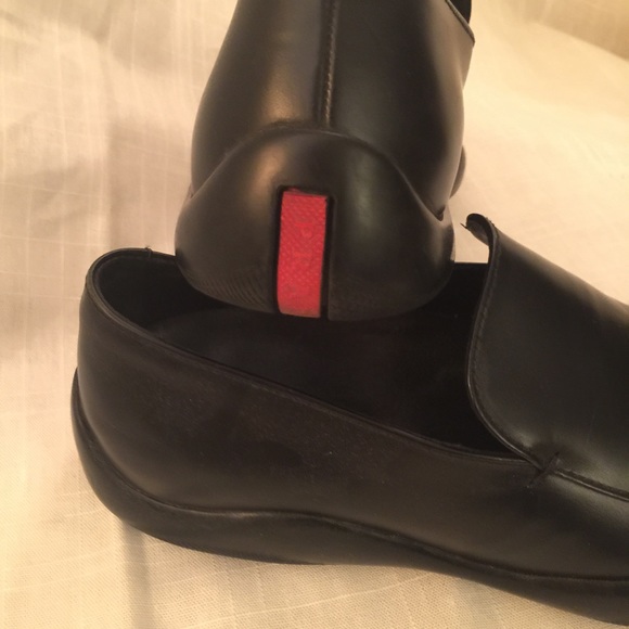 Prada slip on loafers - Picture 2 of 4