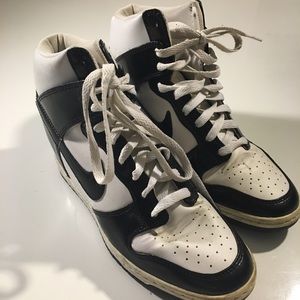 Shoes - WOMEN'S NIKE DUNK SKY HI SNEAKER WEDGE Shoes - WOMEN'S NIKE DUNK SKY HI SNEAKER WEDGE