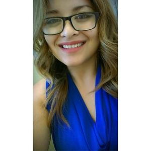 Meet your Posher, Abigail