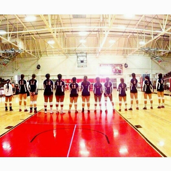 Hey I'm Hailey ✌ - Picture 3 of 5