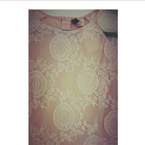Lace Pattern Pink Dress - Picture 2 of 2