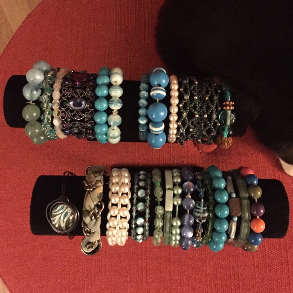 25 MIXED BEAD CRYSTAL AND RHINESTONE BRACELETS