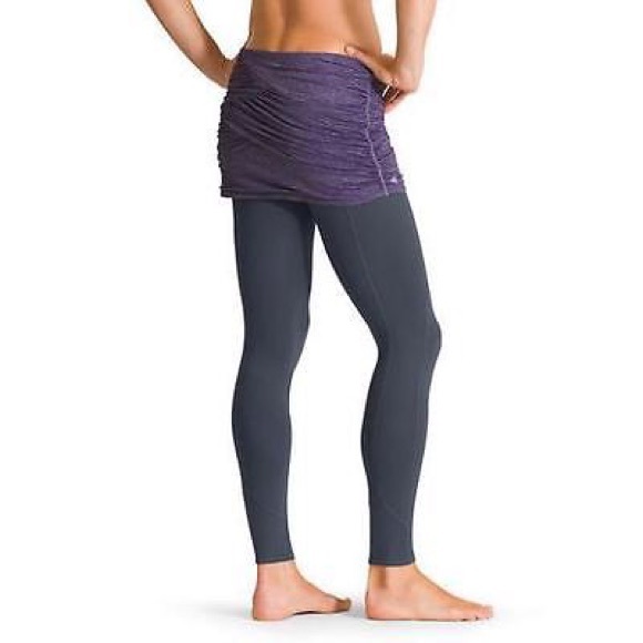Blue Athleta skirt leggings ⬆️⬆️⬆️