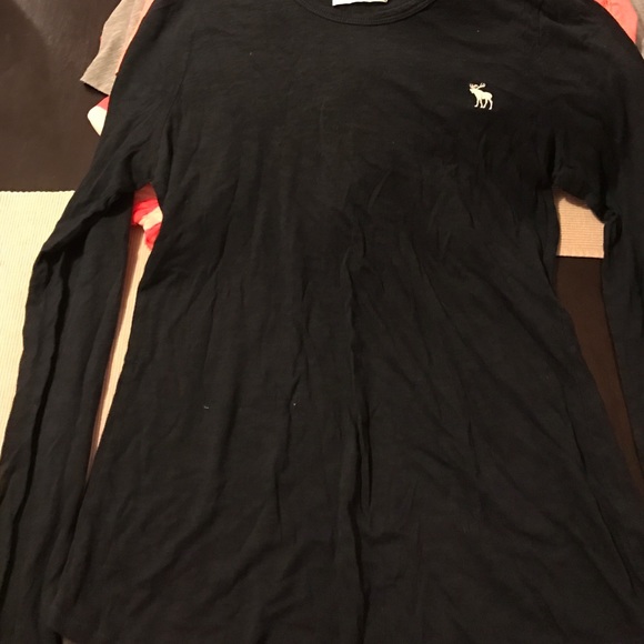 Abercrombie & Fitch navy long sleeve tshirt. Lg