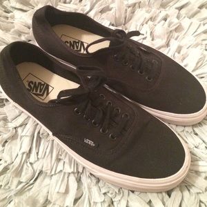 Great Pair of Men's Black Vans